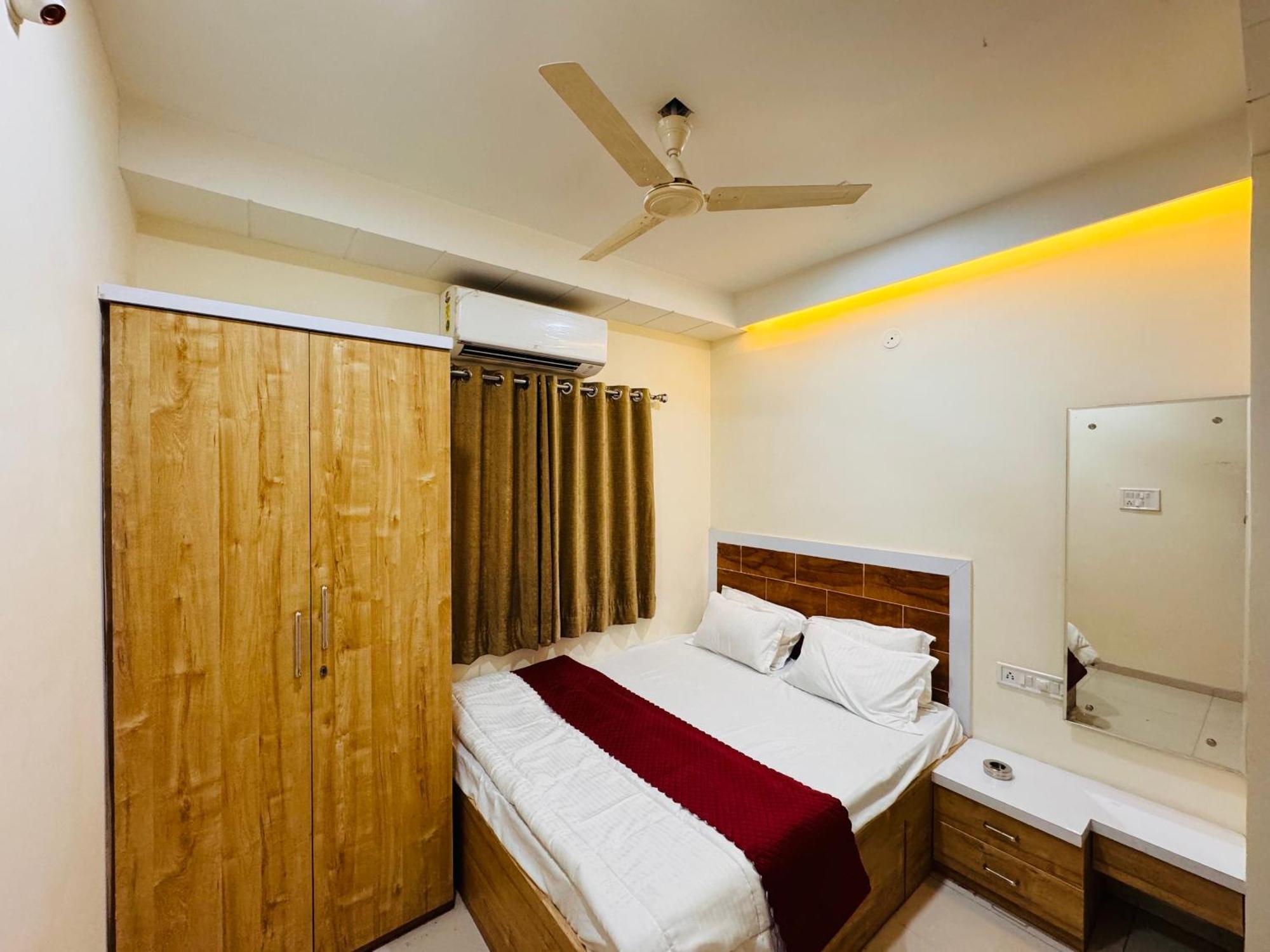 Home Escape 1Bhk Apartment Near Bombay Hospital Indore Exterior foto