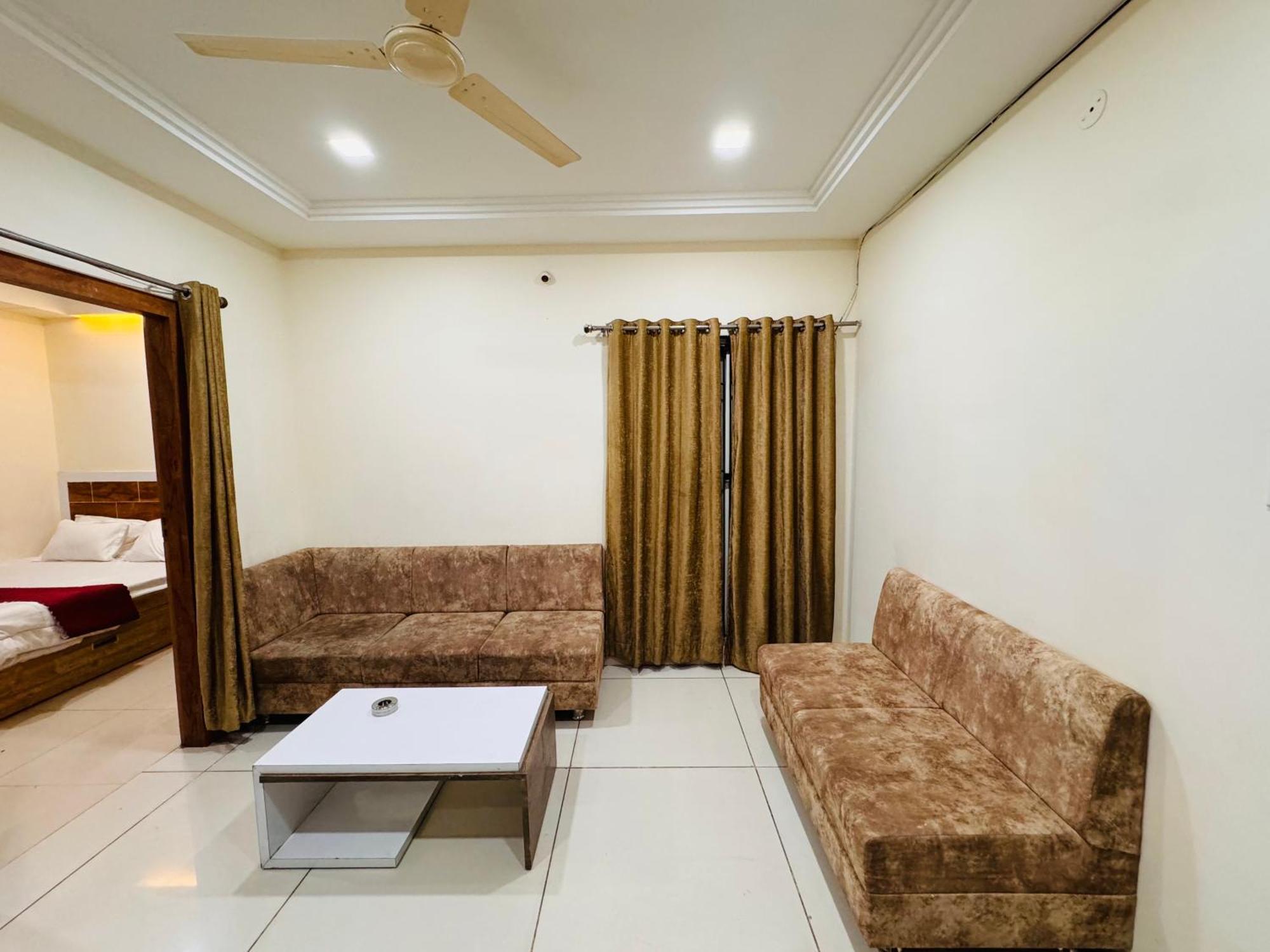 Home Escape 1Bhk Apartment Near Bombay Hospital Indore Exterior foto
